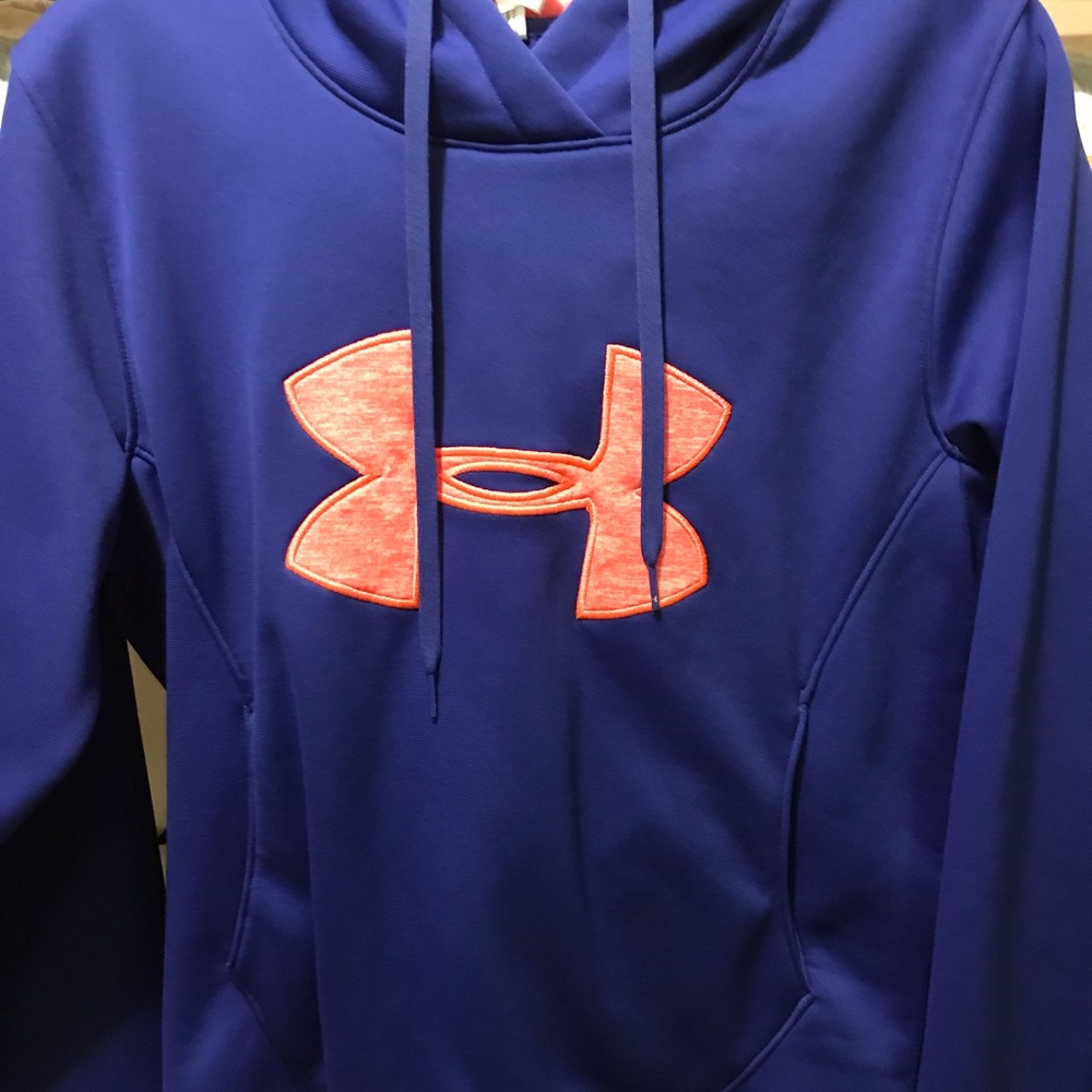 Underarmour Hoodie!